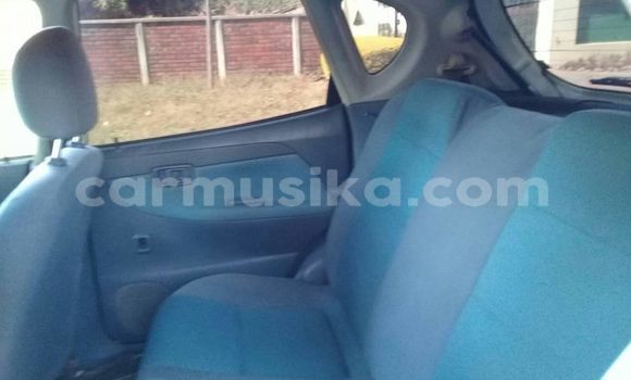 Tenga Tsaru Toyota Duet Chena Mota in Harare in Harare Tenga Tsaru Toyota Duet Chena Mota in Harare in Harare