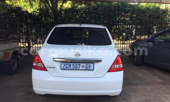 Acheter Occasion Voiture Nissan Almera Blanc à Beitbridge, Matabeleland South Acheter Occasion Voiture Nissan Almera Blanc à Beitbridge, Matabeleland South