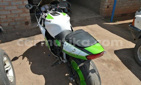 Acheter Occasion Moto Honda CBF Vert à Beitbridge, Matabeleland South Acheter Occasion Moto Honda CBF Vert à Beitbridge, Matabeleland South