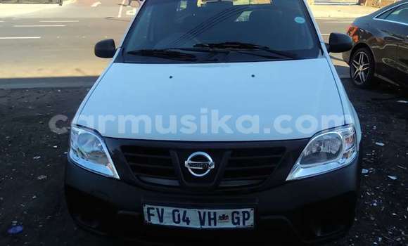 Buy Used Nissan NP 300 White Car in Beitbridge in Matabeleland South Buy Used Nissan NP 300 White Car in Beitbridge in Matabeleland South