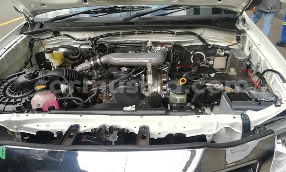 Acheter Occasion Voiture Toyota Hilux Blanc à Beitbridge, Matabeleland South Acheter Occasion Voiture Toyota Hilux Blanc à Beitbridge, Matabeleland South