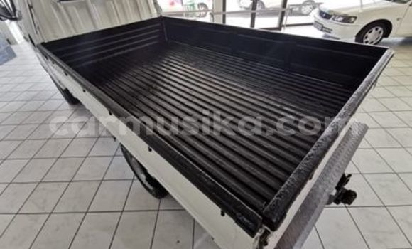 Tenga Tsaru Hyundai H1 Chena Mota in Beitbridge in Matabeleland South Tenga Tsaru Hyundai H1 Chena Mota in Beitbridge in Matabeleland South