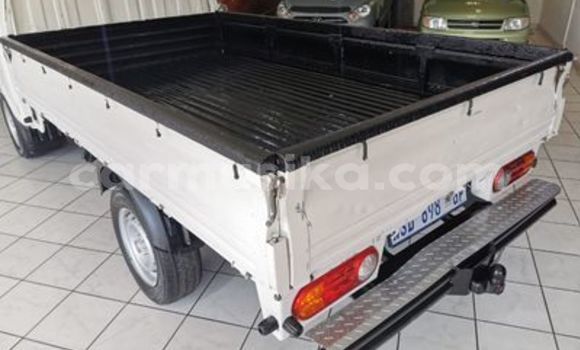 Tenga Tsaru Hyundai H1 Chena Mota in Beitbridge in Matabeleland South Tenga Tsaru Hyundai H1 Chena Mota in Beitbridge in Matabeleland South