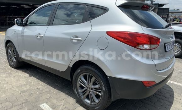 Buy Used Hyundai ix35 Silver Car in Beitbridge in Matabeleland South Buy Used Hyundai ix35 Silver Car in Beitbridge in Matabeleland South
