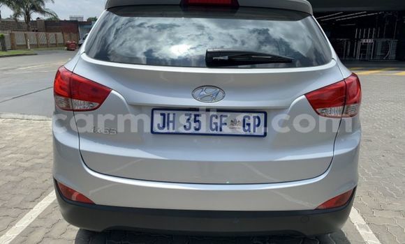 Buy Used Hyundai ix35 Silver Car in Beitbridge in Matabeleland South Buy Used Hyundai ix35 Silver Car in Beitbridge in Matabeleland South