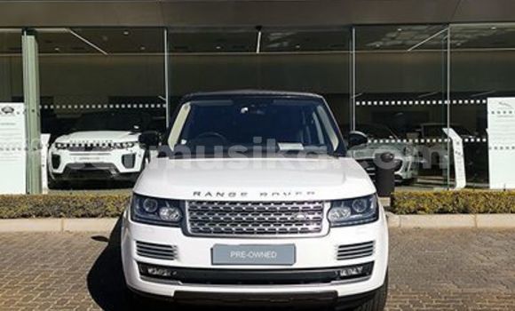 Nunua Ilio tumika Rover 14 Nyeupe Gari ndani ya Beitbridge nchini Matabeleland Kusini Nunua Ilio tumika Rover 14 Nyeupe Gari ndani ya Beitbridge nchini Matabeleland Kusini