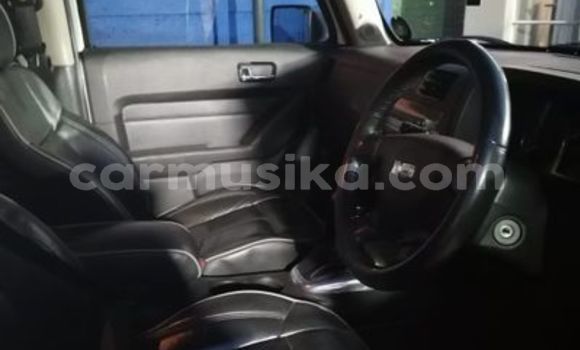 Buy Used Hummer H3 White Car in Beitbridge in Matabeleland South Buy Used Hummer H3 White Car in Beitbridge in Matabeleland South