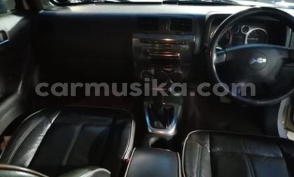 Buy Used Hummer H3 White Car in Beitbridge in Matabeleland South Buy Used Hummer H3 White Car in Beitbridge in Matabeleland South