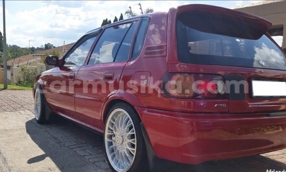 Acheter Occasion Voiture Tazzari Zero Rouge à Beitbridge, Matabeleland South Acheter Occasion Voiture Tazzari Zero Rouge à Beitbridge, Matabeleland South