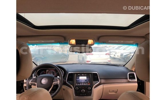 Tenga Imported Jeep Grand Cherokee Nhema Mota in Import - Dubai in Harare Tenga Imported Jeep Grand Cherokee Nhema Mota in Import - Dubai in Harare