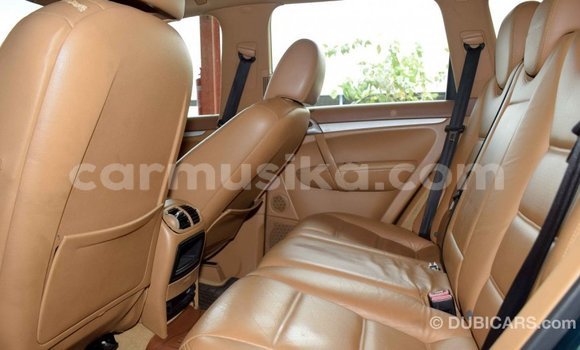 Buy Import Porsche Cayenne Green Car in Import - Dubai in Harare Buy Import Porsche Cayenne Green Car in Import - Dubai in Harare