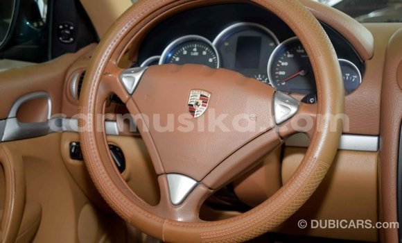 Buy Import Porsche Cayenne Green Car in Import - Dubai in Harare Buy Import Porsche Cayenne Green Car in Import - Dubai in Harare
