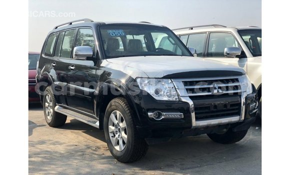 Buy Import Mitsubishi Pajero Black Car in Import - Dubai in Harare Buy Import Mitsubishi Pajero Black Car in Import - Dubai in Harare