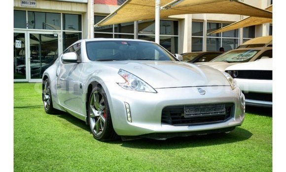 Tenga Imported Nissan 370Z Zvimwe Mota in Import - Dubai in Harare