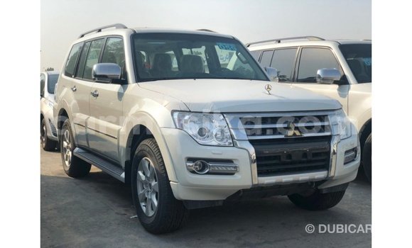 Buy Import Mitsubishi Pajero Black Car in Import - Dubai in Harare Buy Import Mitsubishi Pajero Black Car in Import - Dubai in Harare