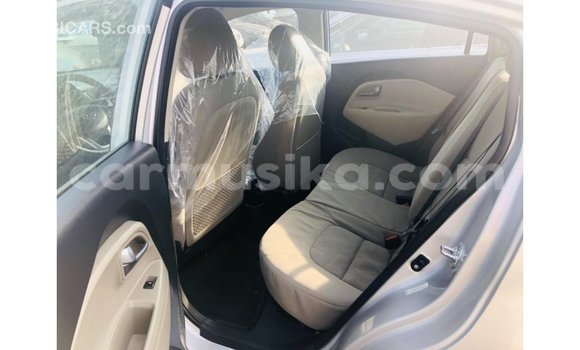 Tenga Imported Kia Rio Zvimwe Mota in Import - Dubai in Harare Tenga Imported Kia Rio Zvimwe Mota in Import - Dubai in Harare