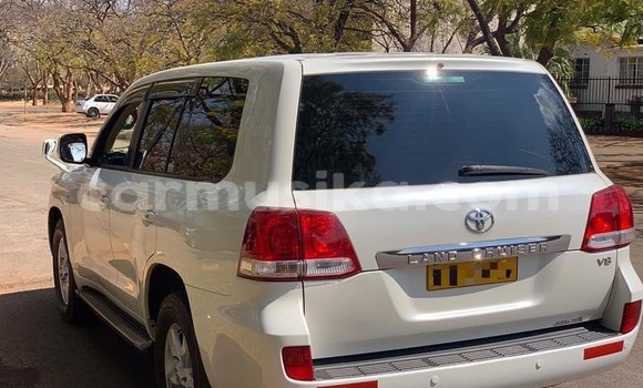 Acheter Occasion Voiture Toyota Land Cruiser Blanc à Harare, Harare Acheter Occasion Voiture Toyota Land Cruiser Blanc à Harare, Harare