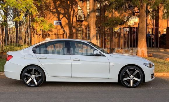 Buy Used BMW 3–Series White Car in Bulawayo in Bulawayo