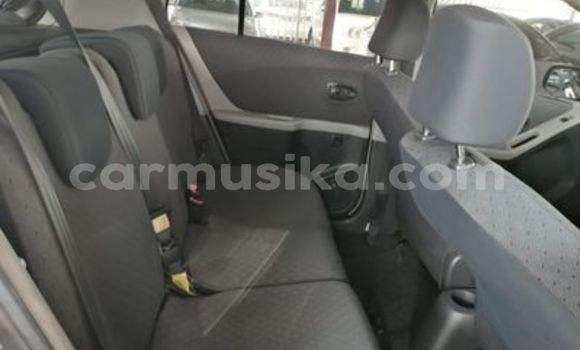 Buy Used Toyota Yaris Silver Car in Beitbridge in Matabeleland South Buy Used Toyota Yaris Silver Car in Beitbridge in Matabeleland South