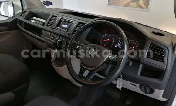 Tenga Tsaru Volkswagen Transporter Chena Mota in Harare in Harare Tenga Tsaru Volkswagen Transporter Chena Mota in Harare in Harare