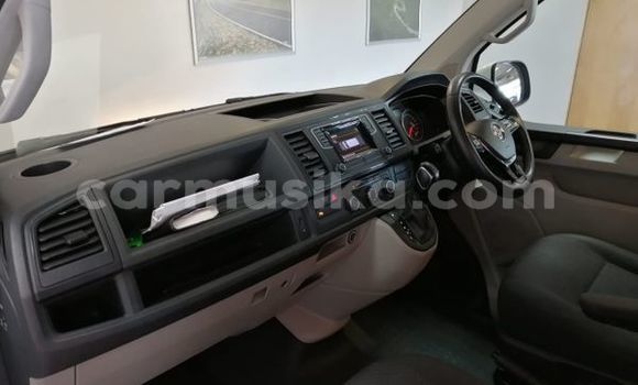 Tenga Tsaru Volkswagen Transporter Chena Mota in Harare in Harare Tenga Tsaru Volkswagen Transporter Chena Mota in Harare in Harare