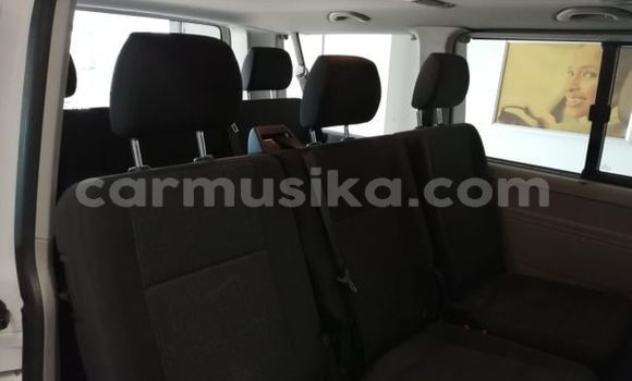 Tenga Tsaru Volkswagen Transporter Chena Mota in Harare in Harare Tenga Tsaru Volkswagen Transporter Chena Mota in Harare in Harare