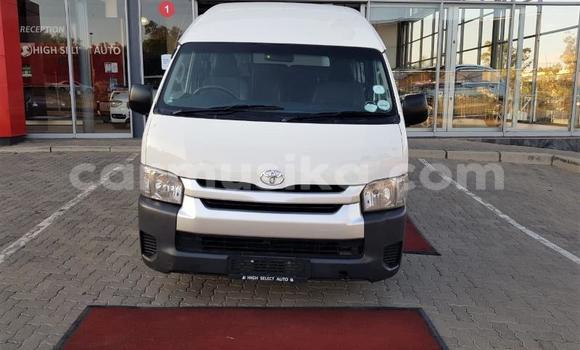 Buy Used Toyota Hiace Other Car in Beitbridge in Matabeleland South Buy Used Toyota Hiace Other Car in Beitbridge in Matabeleland South