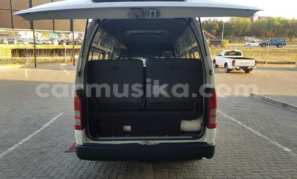 Buy Used Toyota Hiace Other Car in Beitbridge in Matabeleland South Buy Used Toyota Hiace Other Car in Beitbridge in Matabeleland South