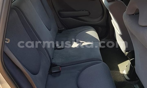 Acheter Occasion Voiture Honda Fit Gris à Beitbridge, Matabeleland South Acheter Occasion Voiture Honda Fit Gris à Beitbridge, Matabeleland South