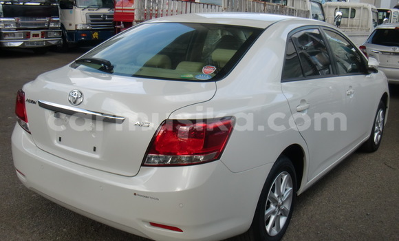 Acheter Occasion Voiture Toyota Allion Blanc à Beitbridge, Matabeleland South Acheter Occasion Voiture Toyota Allion Blanc à Beitbridge, Matabeleland South