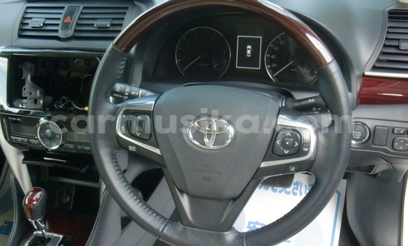 Acheter Occasion Voiture Toyota Allion Blanc à Beitbridge, Matabeleland South Acheter Occasion Voiture Toyota Allion Blanc à Beitbridge, Matabeleland South