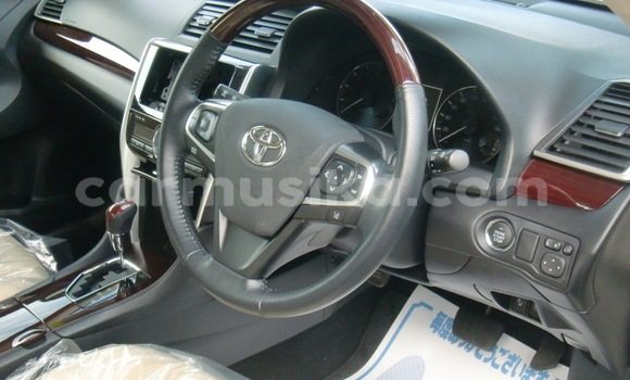 Acheter Occasion Voiture Toyota Allion Blanc à Beitbridge, Matabeleland South Acheter Occasion Voiture Toyota Allion Blanc à Beitbridge, Matabeleland South