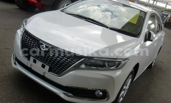 Acheter Occasion Voiture Toyota Allion Blanc à Beitbridge, Matabeleland South Acheter Occasion Voiture Toyota Allion Blanc à Beitbridge, Matabeleland South