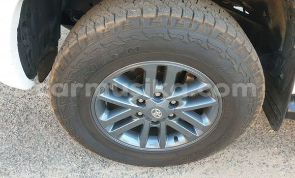 Tenga Tsaru Toyota Hilux Chena Mota in Borrowdale in Harare Tenga Tsaru Toyota Hilux Chena Mota in Borrowdale in Harare