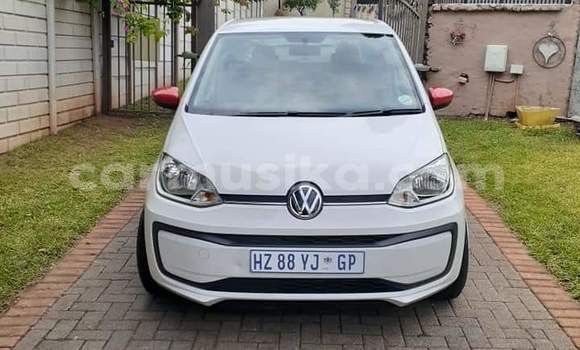 Nunua Ilio tumika Volkswagen Bora Nyeupe Gari ndani ya Beitbridge nchini Matabeleland Kusini Nunua Ilio tumika Volkswagen Bora Nyeupe Gari ndani ya Beitbridge nchini Matabeleland Kusini