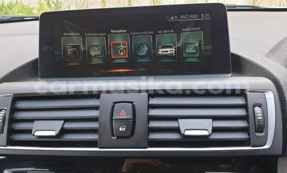 Acheter Occasion Voiture BMW 3–Series Blanc à Beitbridge, Matabeleland South Acheter Occasion Voiture BMW 3–Series Blanc à Beitbridge, Matabeleland South