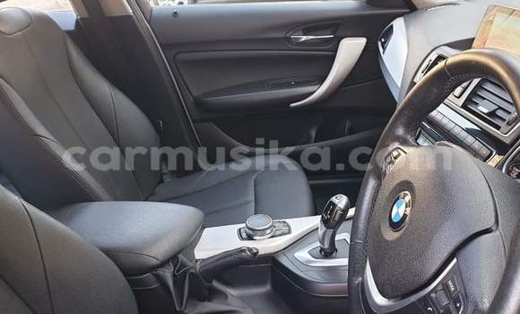 Acheter Occasion Voiture BMW 3–Series Blanc à Beitbridge, Matabeleland South Acheter Occasion Voiture BMW 3–Series Blanc à Beitbridge, Matabeleland South