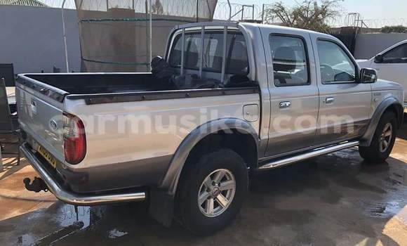 Nunua Ilio tumika Ford Ranger Fedha Gari ndani ya Beitbridge nchini Matabeleland Kusini Nunua Ilio tumika Ford Ranger Fedha Gari ndani ya Beitbridge nchini Matabeleland Kusini