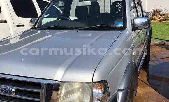 Nunua Ilio tumika Ford Ranger Fedha Gari ndani ya Beitbridge nchini Matabeleland Kusini Nunua Ilio tumika Ford Ranger Fedha Gari ndani ya Beitbridge nchini Matabeleland Kusini