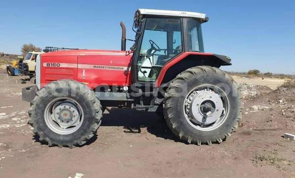 Buy Used GP Madison Red Car in Beitbridge in Matabeleland South