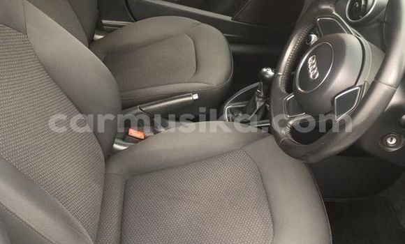 Acheter Occasion Voiture Audi A1 Blanc à Beitbridge, Matabeleland South Acheter Occasion Voiture Audi A1 Blanc à Beitbridge, Matabeleland South