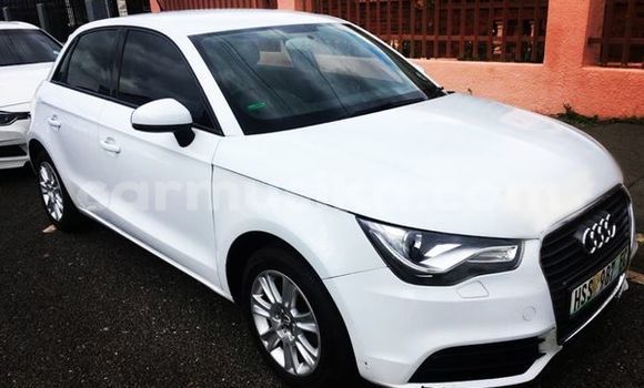 Acheter Occasion Voiture Audi A1 Blanc à Beitbridge, Matabeleland South Acheter Occasion Voiture Audi A1 Blanc à Beitbridge, Matabeleland South