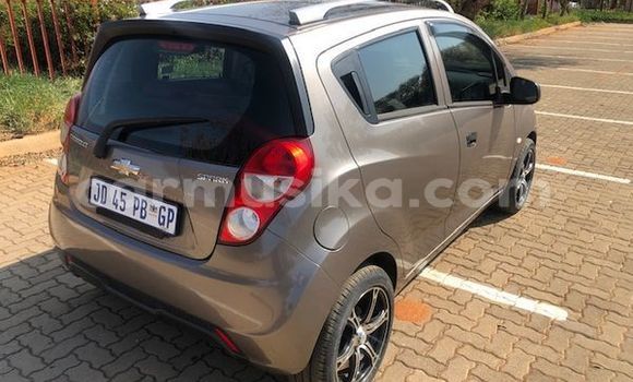 Acheter Occasion Voiture Chevrolet Spark Gris à Beitbridge, Matabeleland South Acheter Occasion Voiture Chevrolet Spark Gris à Beitbridge, Matabeleland South