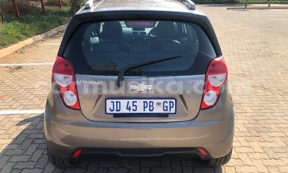 Acheter Occasion Voiture Chevrolet Spark Gris à Beitbridge, Matabeleland South Acheter Occasion Voiture Chevrolet Spark Gris à Beitbridge, Matabeleland South