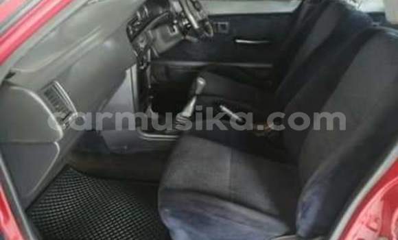 Acheter Occasion Voiture Toyota Corolla Rouge à Beitbridge, Matabeleland South Acheter Occasion Voiture Toyota Corolla Rouge à Beitbridge, Matabeleland South