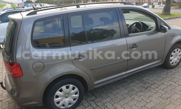 Acheter Occasion Voiture Volkswagen Touran Autre à Beitbridge, Matabeleland South Acheter Occasion Voiture Volkswagen Touran Autre à Beitbridge, Matabeleland South