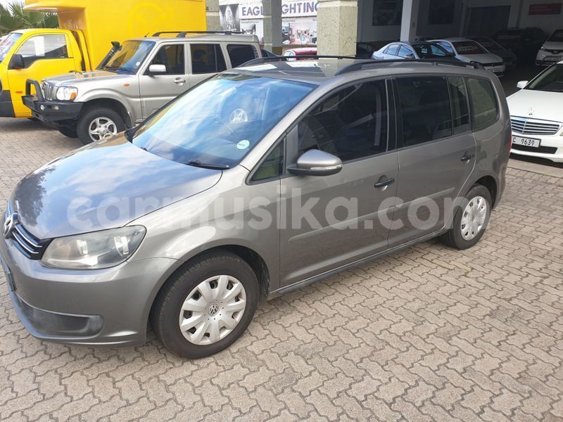 Big with watermark volkswagen touran matabeleland south beitbridge 17029