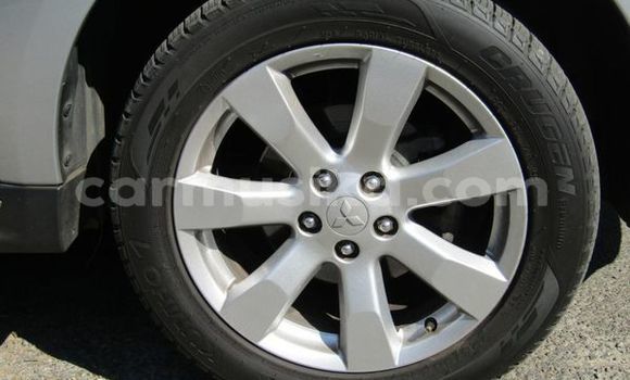 Acheter Occasion Voiture Mitsubishi Outlander Gris à Beitbridge, Matabeleland South Acheter Occasion Voiture Mitsubishi Outlander Gris à Beitbridge, Matabeleland South
