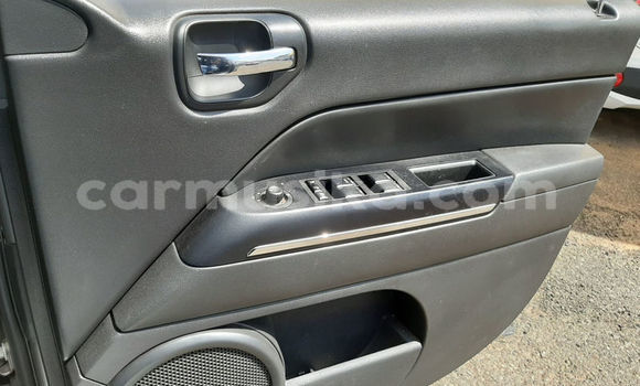 Acheter Occasion Voiture Jeep Compass Gris à Beitbridge, Matabeleland South Acheter Occasion Voiture Jeep Compass Gris à Beitbridge, Matabeleland South