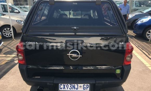 Nunua Ilio tumika Opel Corsa Nyeusi Gari ndani ya Beitbridge nchini Matabeleland Kusini